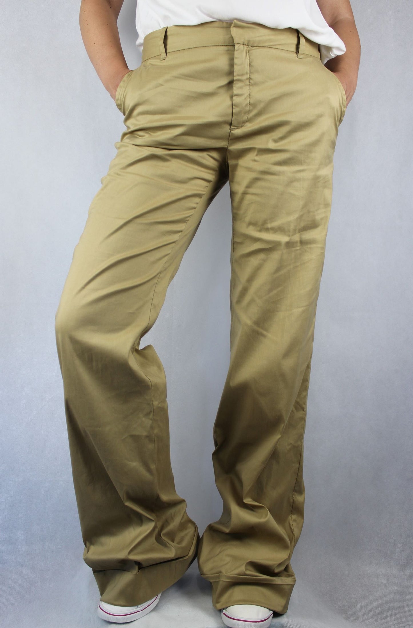 Pantaloni bootcut