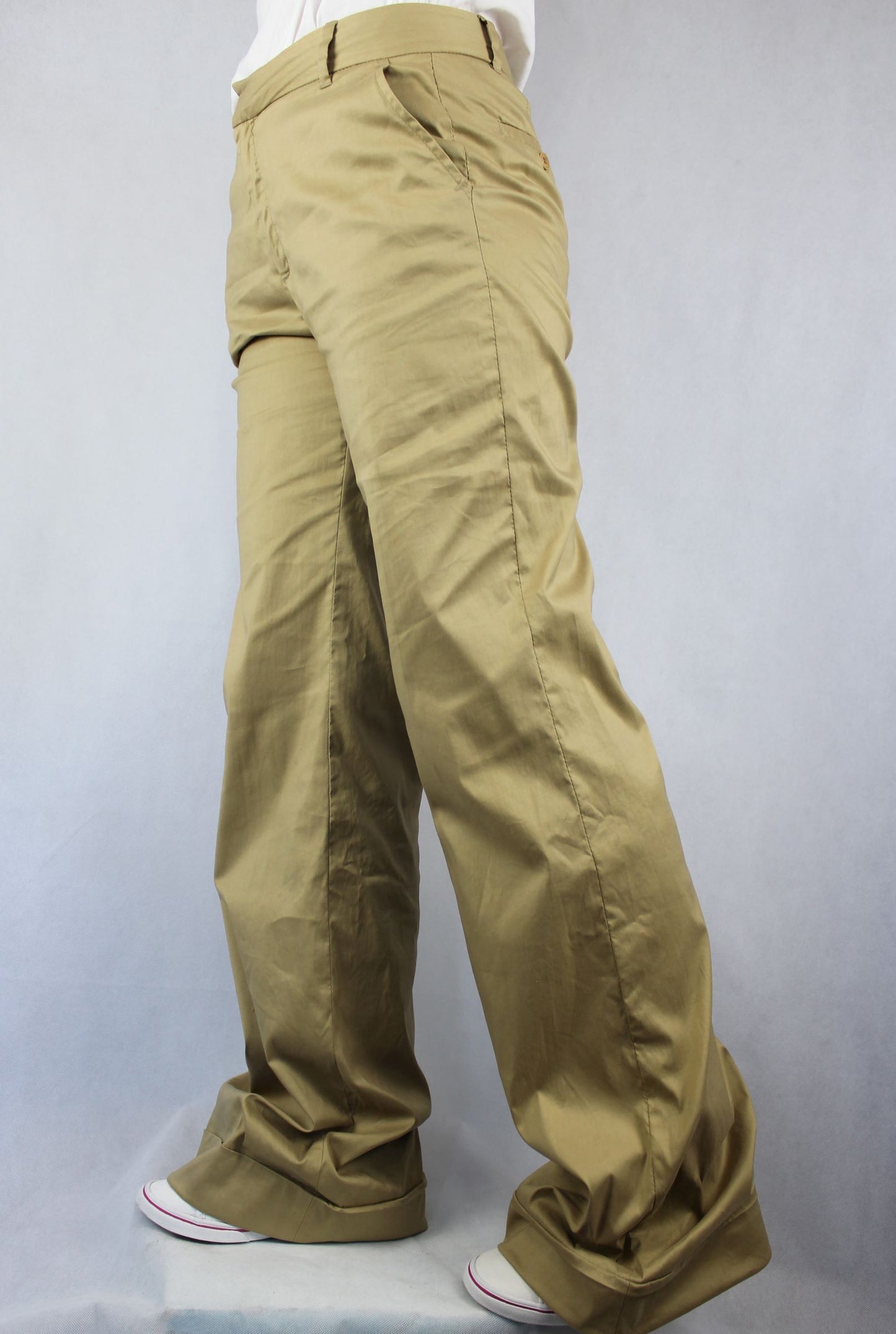 Pantaloni bootcut